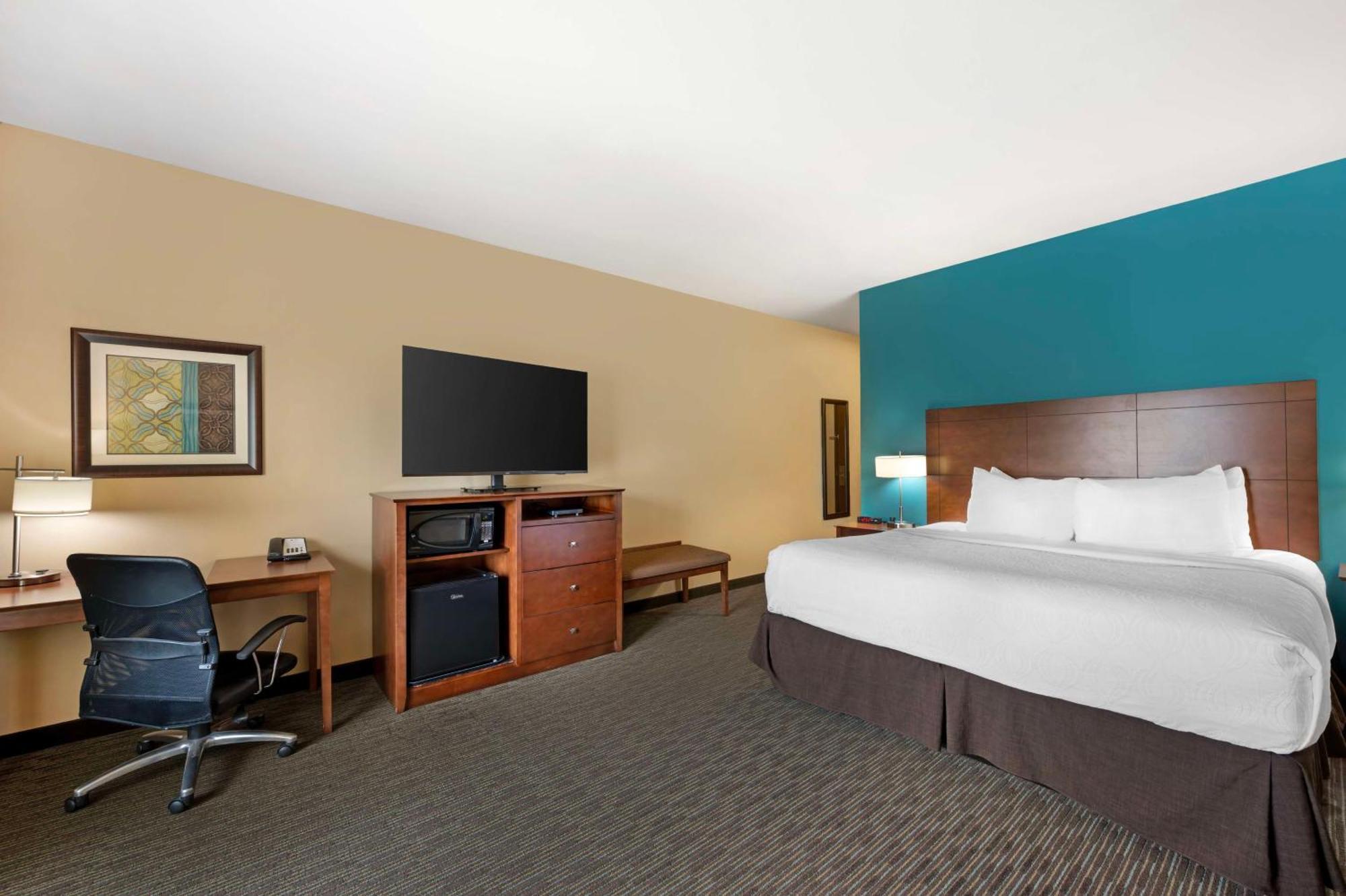 Western Hotel 3*
